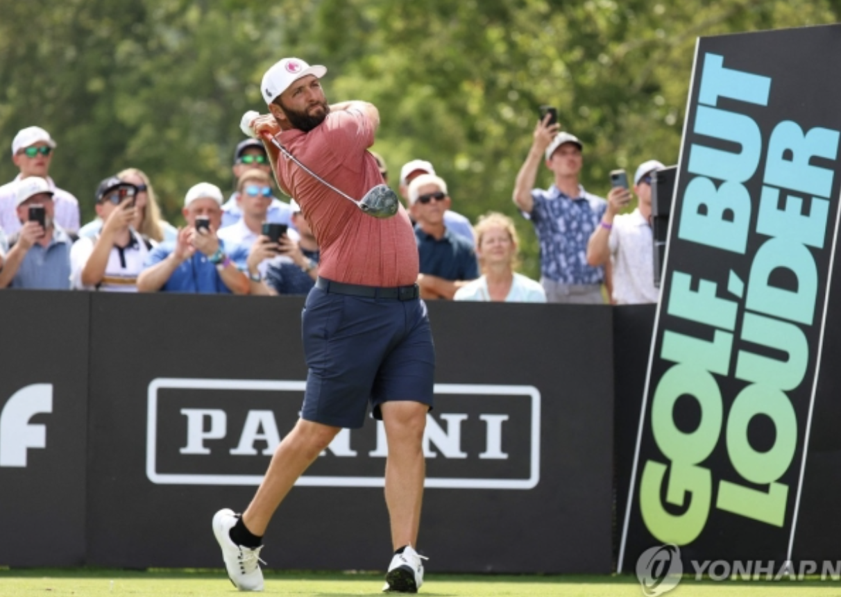 그린브라이어 2라운드 단독선두 '욘 람' (사진출처.연합뉴스)