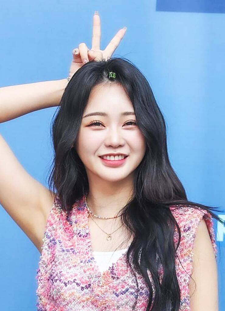 가수-홍지윤