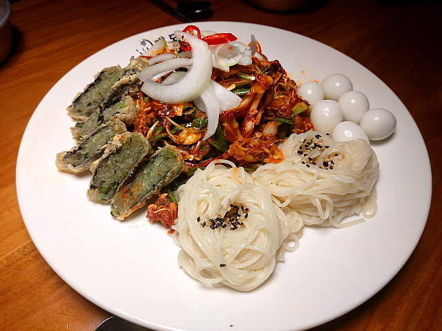 김말이 골뱅이 무침