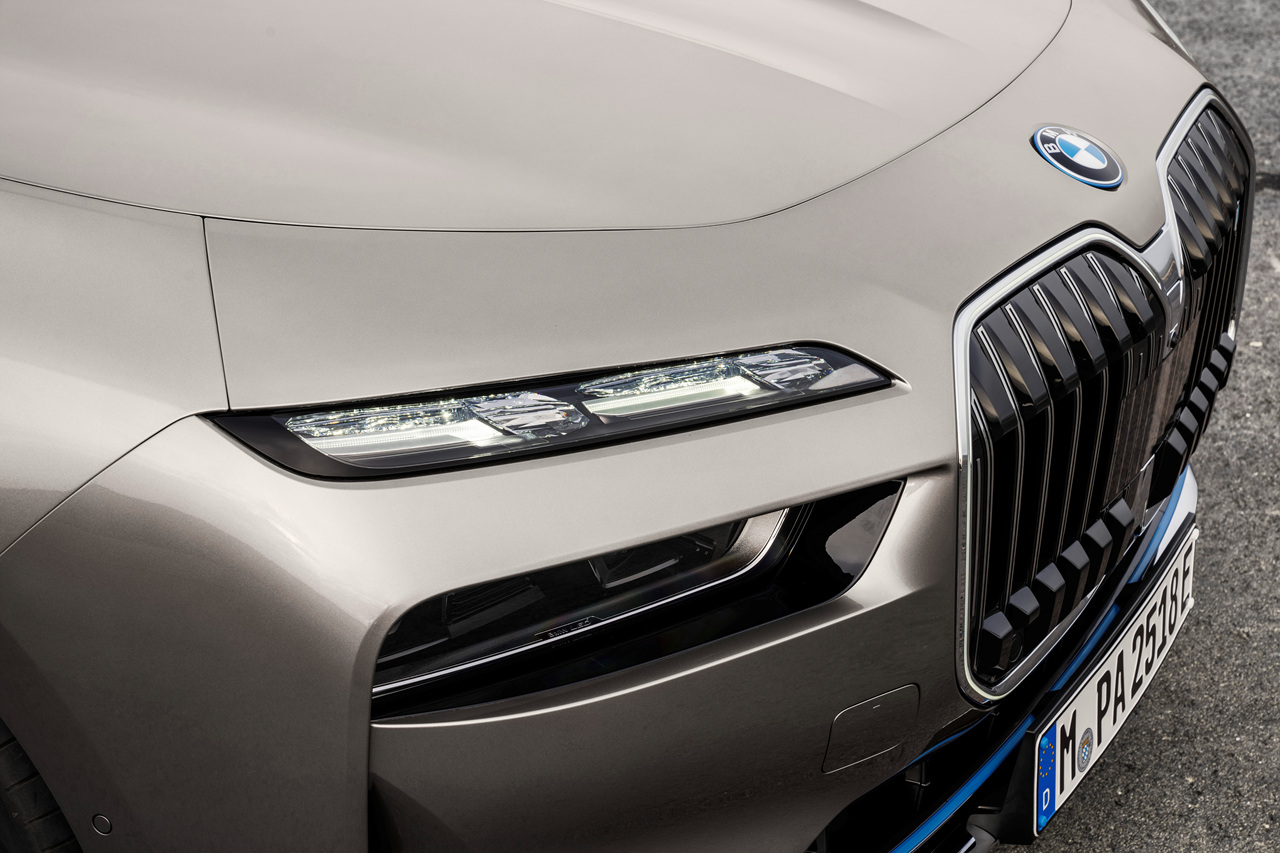 2024년형 BMW i7 xDrive60 데이라이트 사진