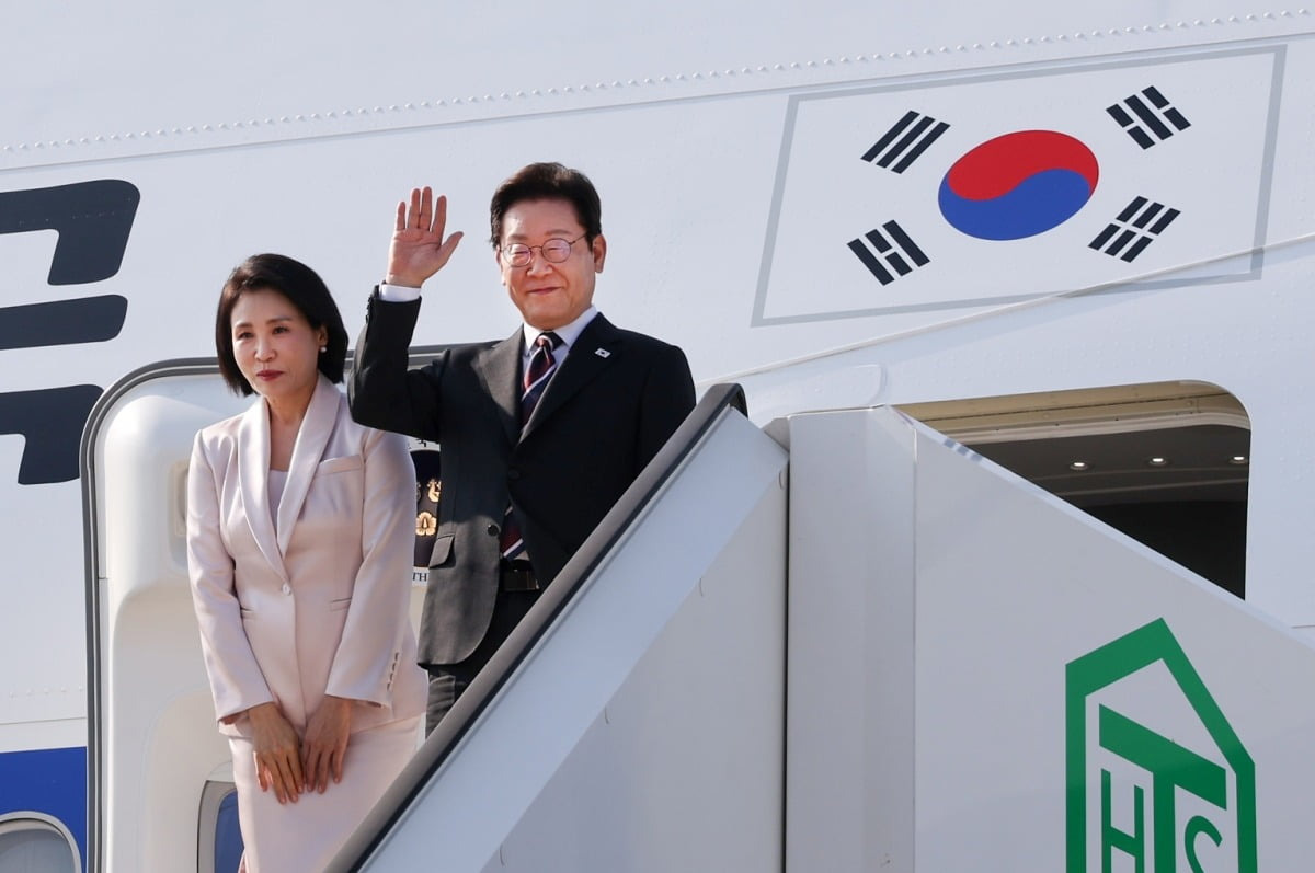 이재명 대통령 펜 서명 펜