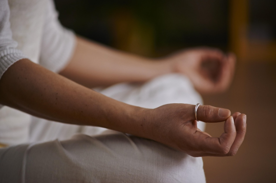 하루 15분 명상이 뇌에 미치는 놀라운 효과 – 마음을 리셋하는 훈련법