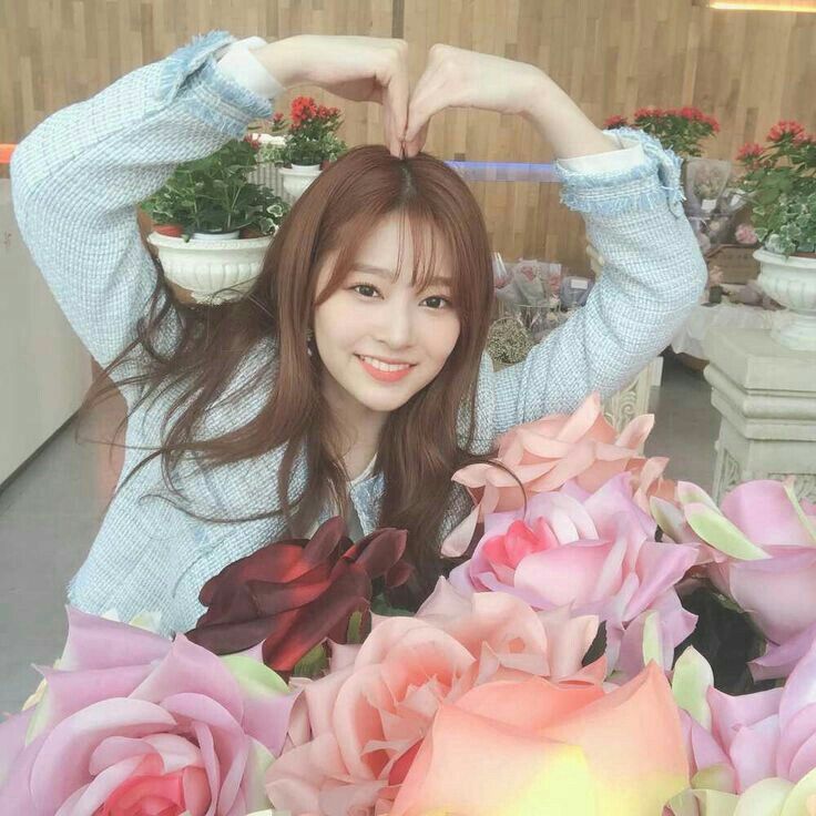 아이즈원 김민주 최애사진