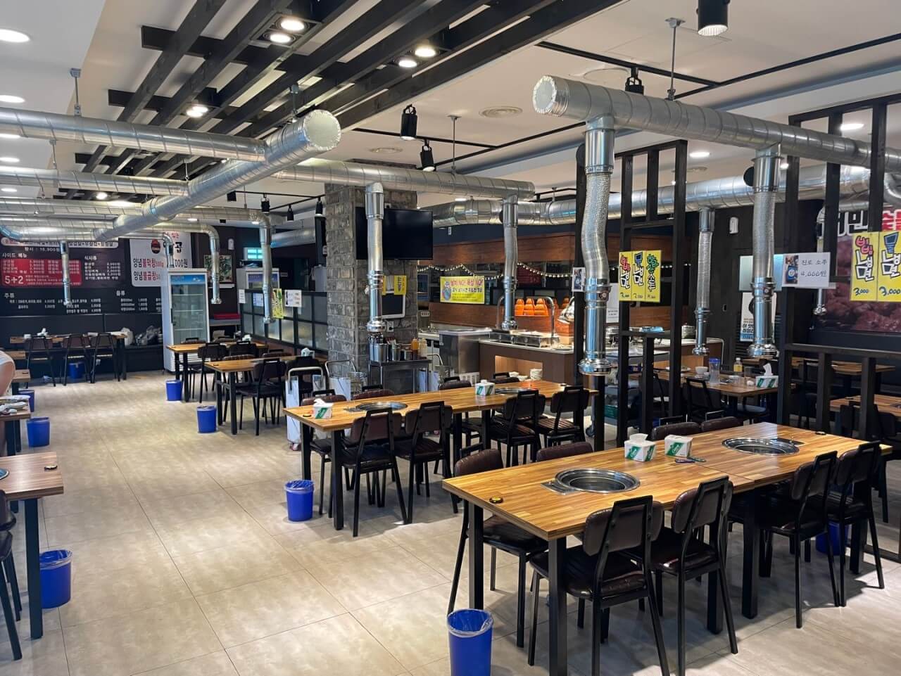 생생정보 고기8종 치킨 포함 샐러드바 경북 경산