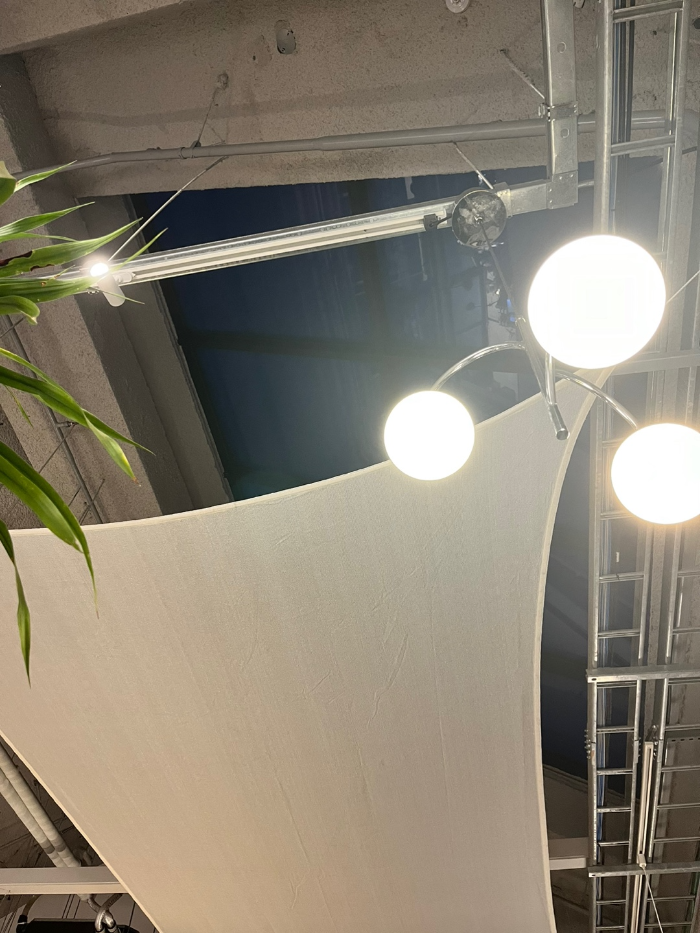 개방감 좋은 높은 천장