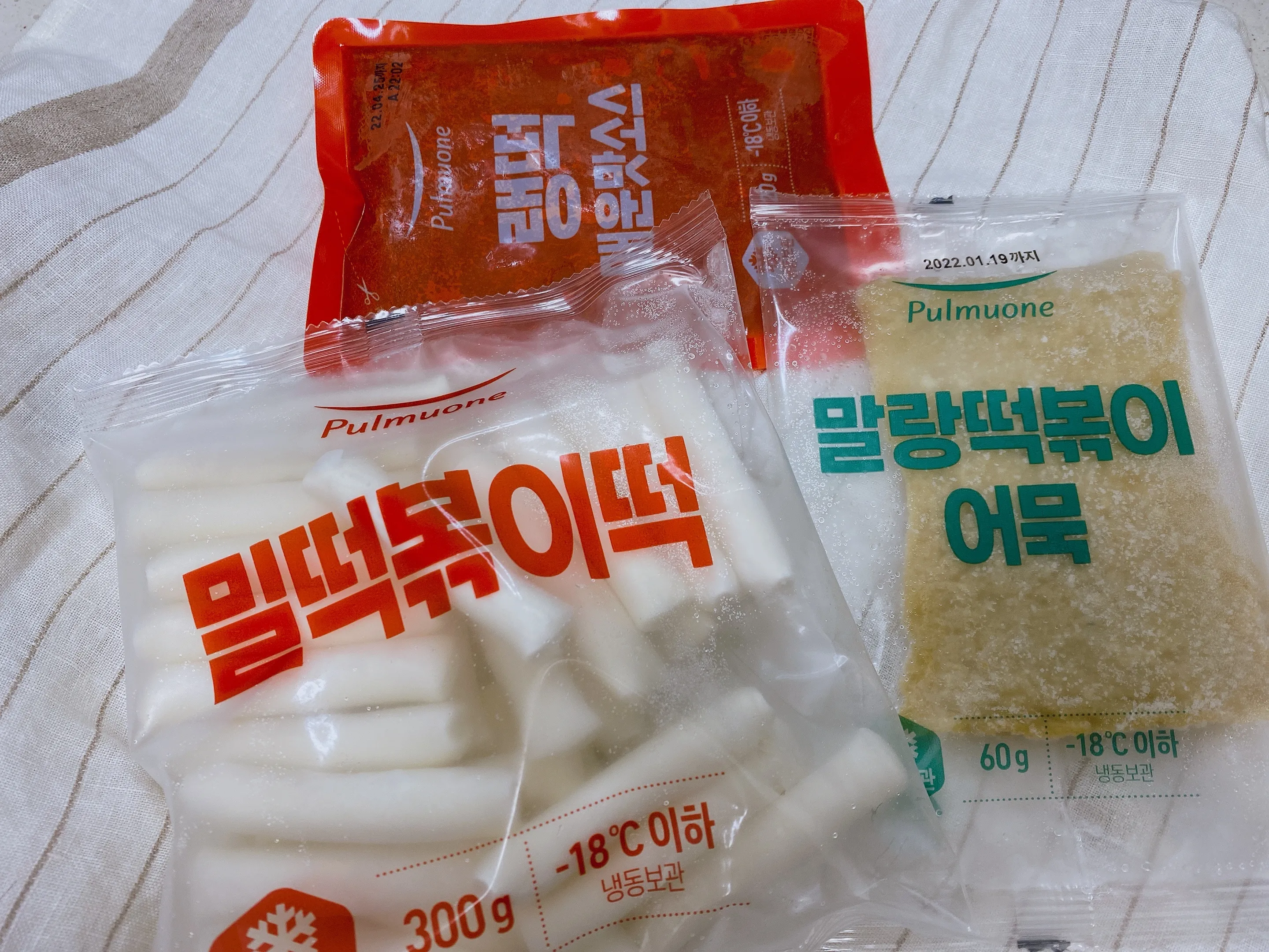 풀무원 랭떡 밀떡볶이 구성