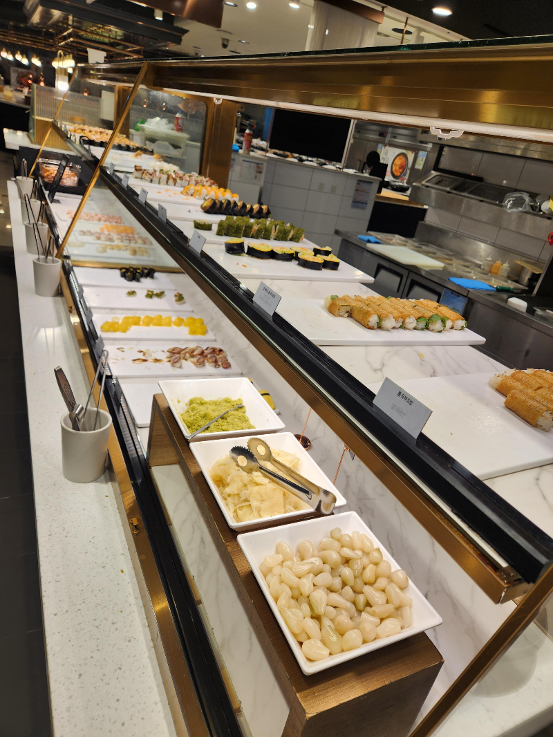 애슐리퀸즈 초밥