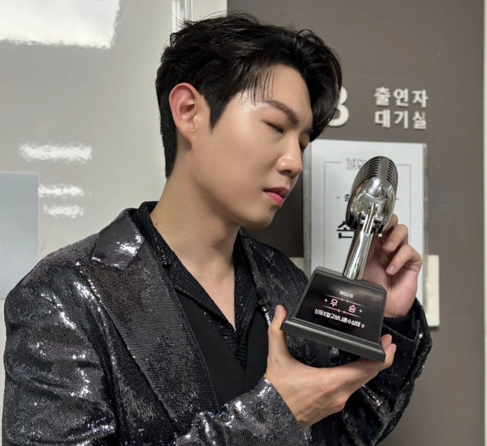 손태진 트로트 라디오 첫방 영상