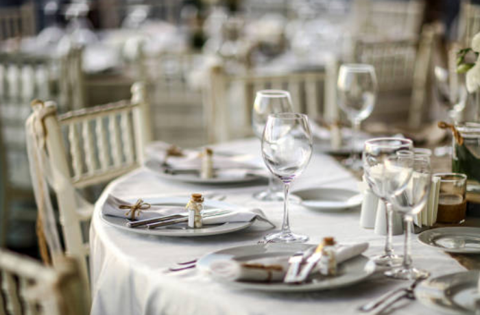 식사에 초대하는 꿈