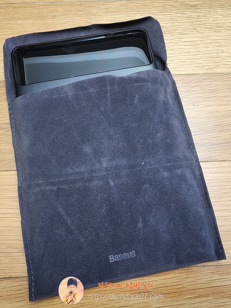 베이스어스 블레이드 100W 20000mAh 보조배터리