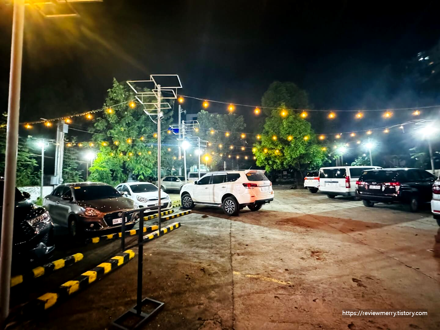 가게 앞 주차장