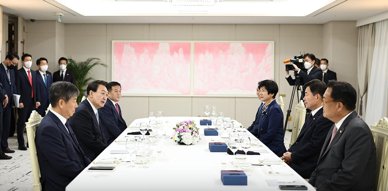 윤석열 대통령 문재인 전 대통령 사저