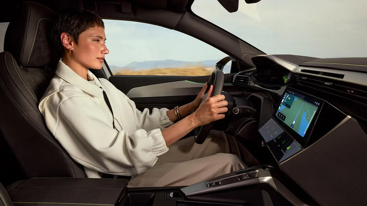 푸조 408 차량 정보 이미지