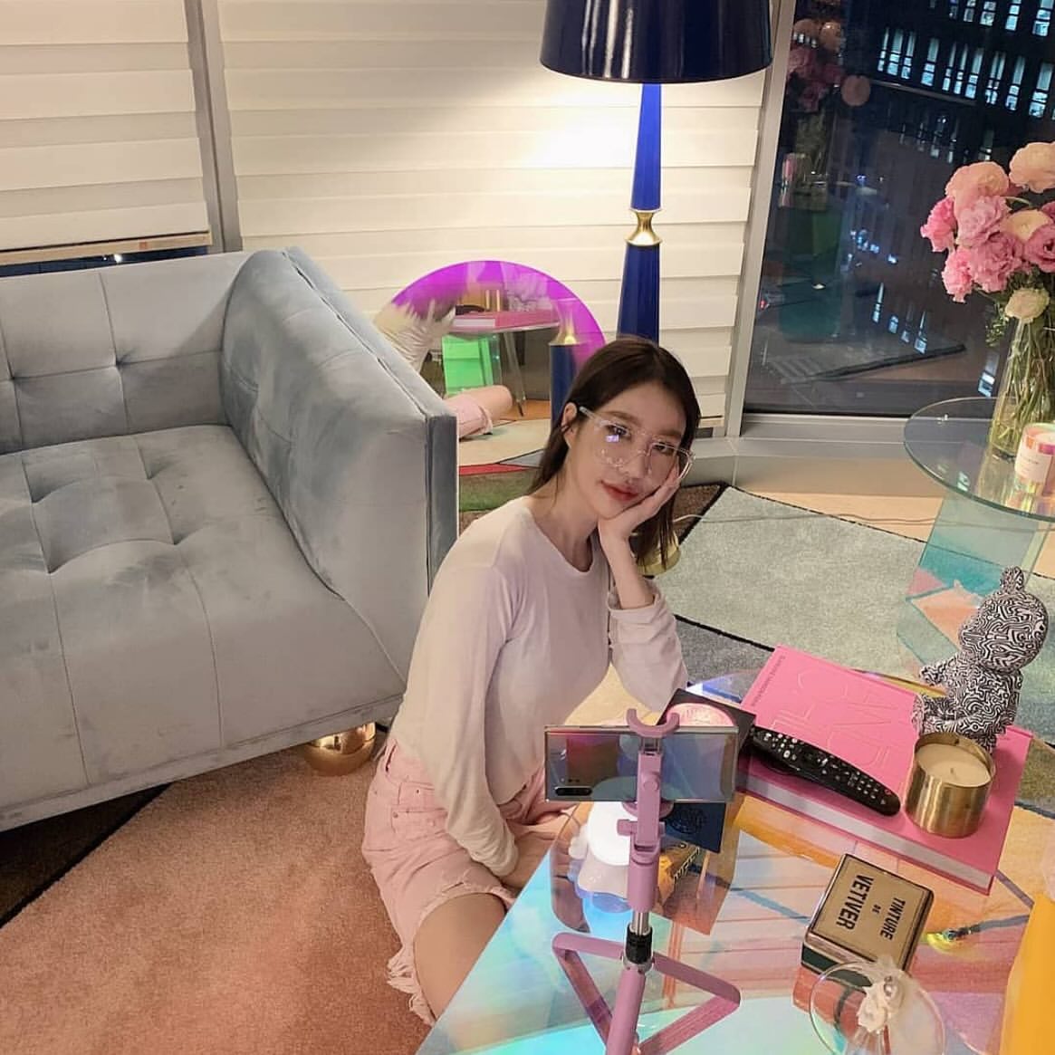 트위치 및 치치직 활동중인 문뚜야님