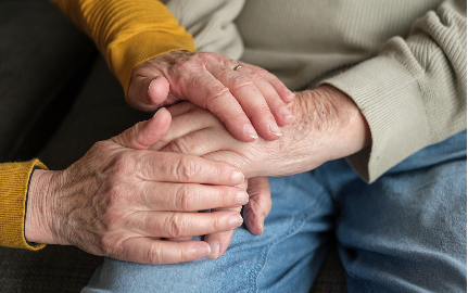 노인돌봄 서비스 신청방법, 자격, 노인요양보험과 다른점은?