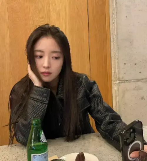 배우-이세영-사진