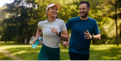 운동이 멘탈 건강에 미치는 영향 – 걷기, 요가, 헬스 등 운동이 스트레스 해소에 좋은 이유