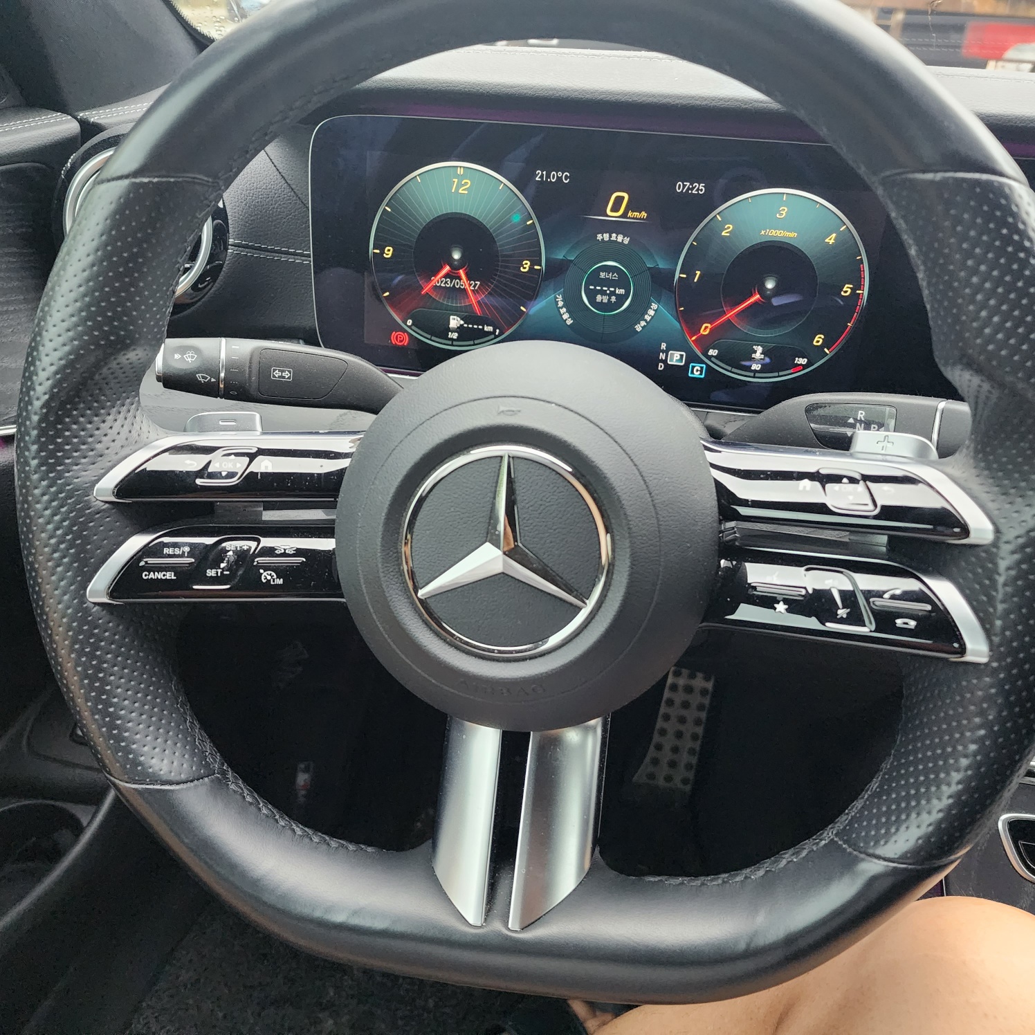 벤츠차량 워셔액분사위치