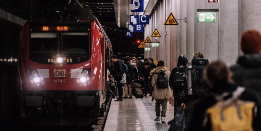 영화 신칸센 대폭파 넷플릭스 추천 평점 출연진