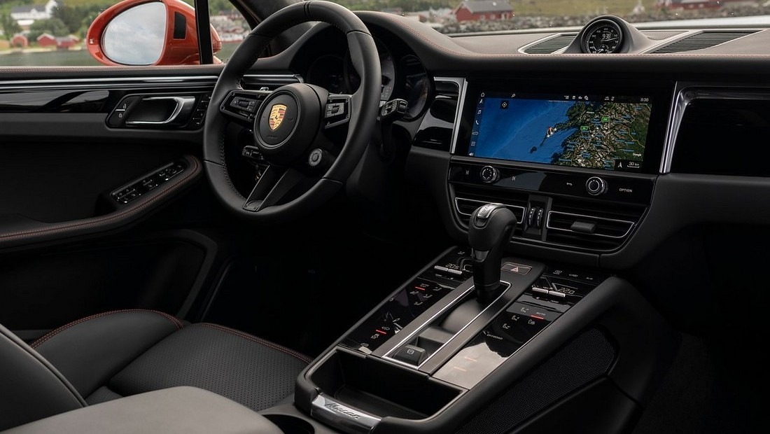 포르쉐 마칸 22년식 실내 사진 출처 다음자동차