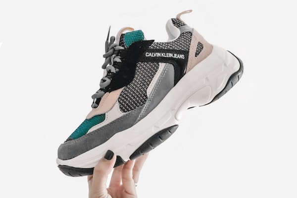 스트레칭으로 발목과 종아리 유연성 향상