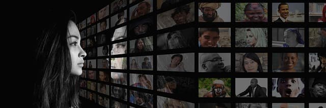 게임과 인터랙티브 미술의 경계 허물기: 놀이 미학의 재구성