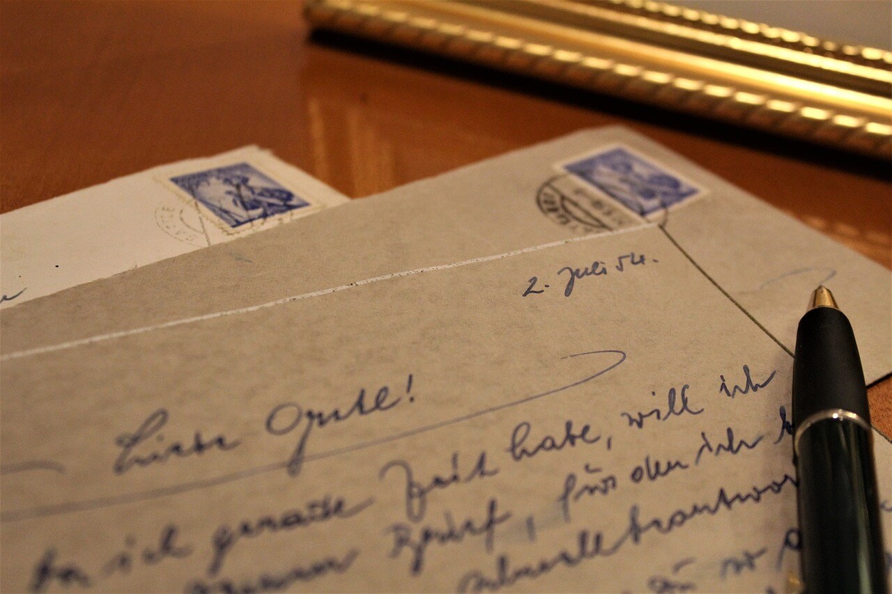 만년필과 궁합이 좋은 종이: 최적의 필기 경험을 위한 선택