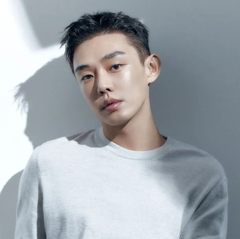 유아인 사진