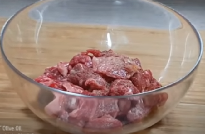 고기 마리네이션