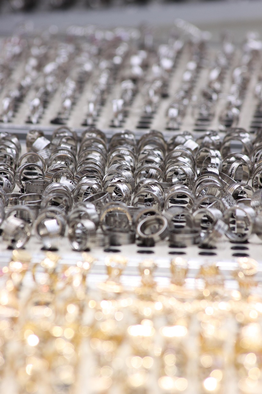 무역 전쟁, 희토류 수출 중단으로 관련주 전망