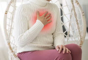 속쓰린 여자 사진