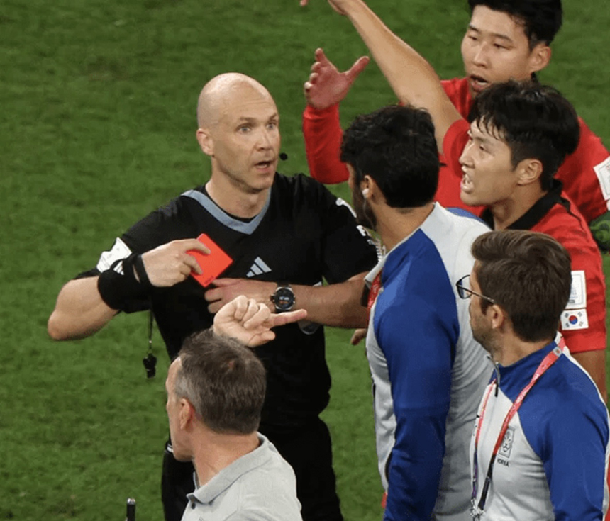 앤서니 테일러 주심