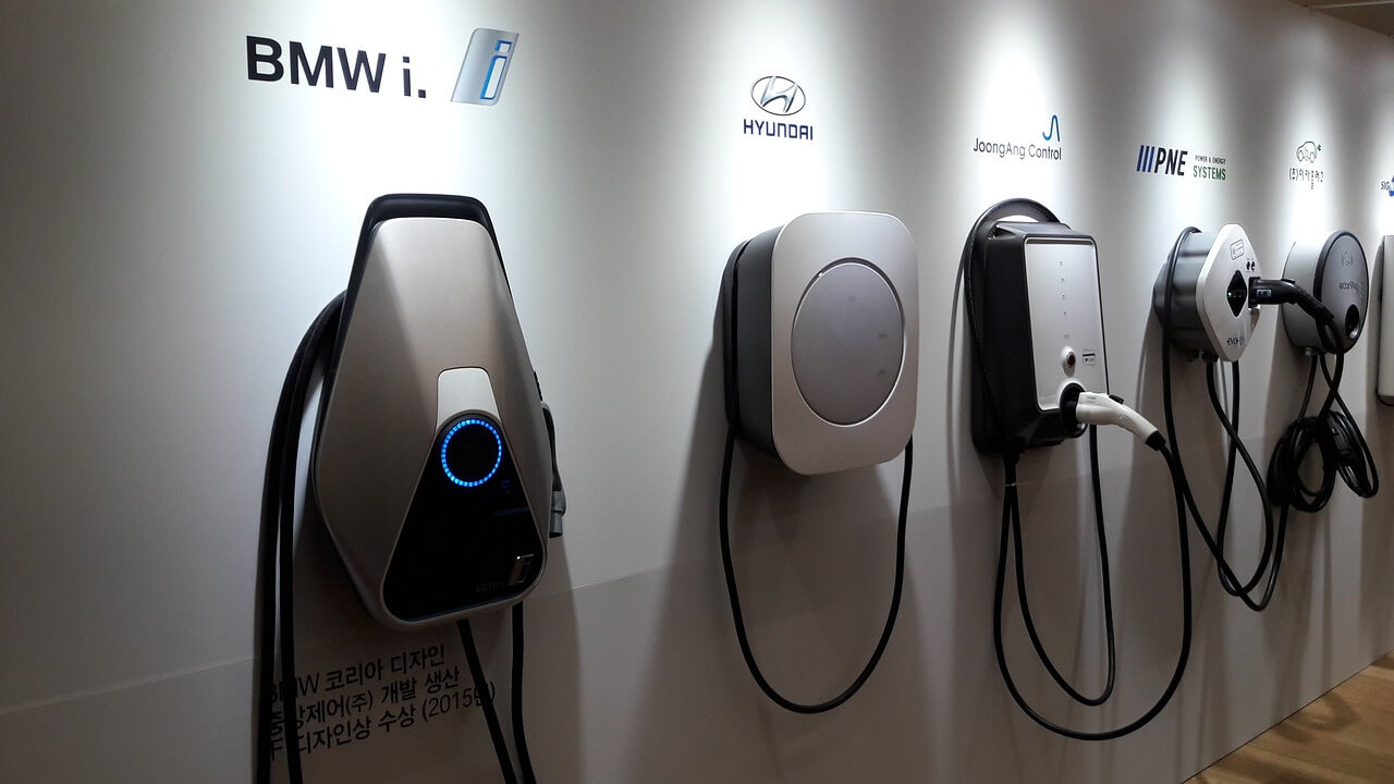 전기차와 재생 가능한 에너지의 결합