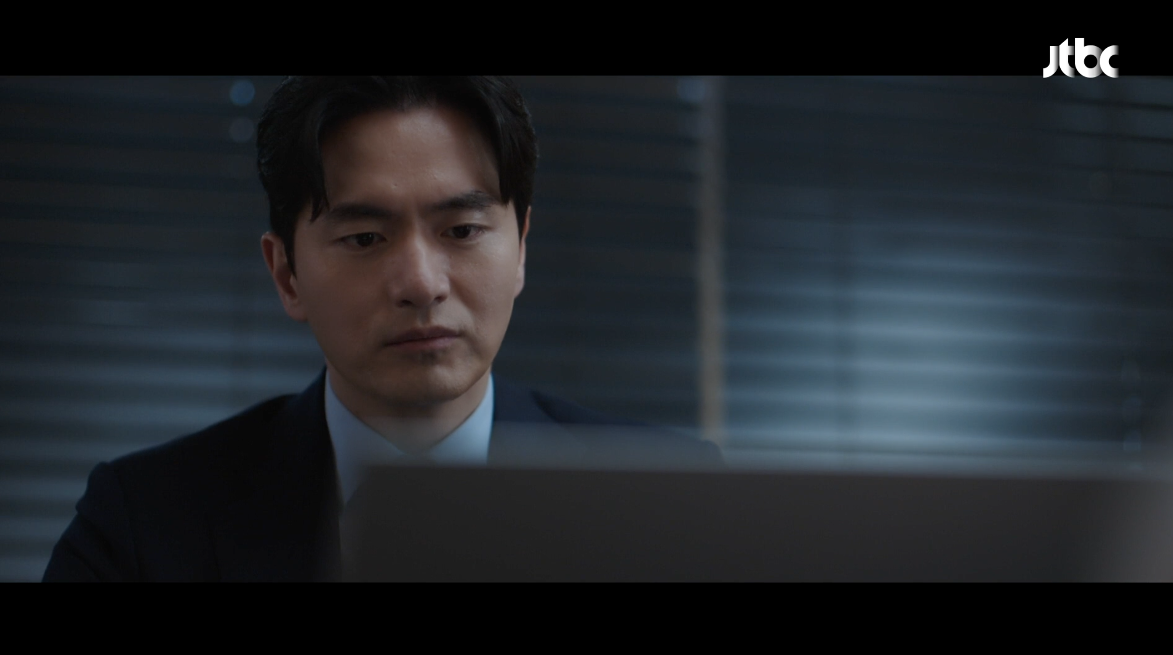 에스콰이어 11화