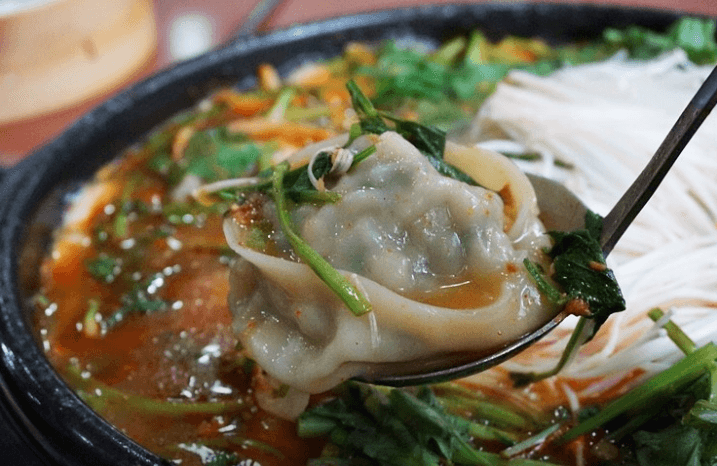 생생정보통 반반손만두전골 일산 맛집