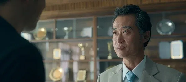 유승목 - 조래혁 역