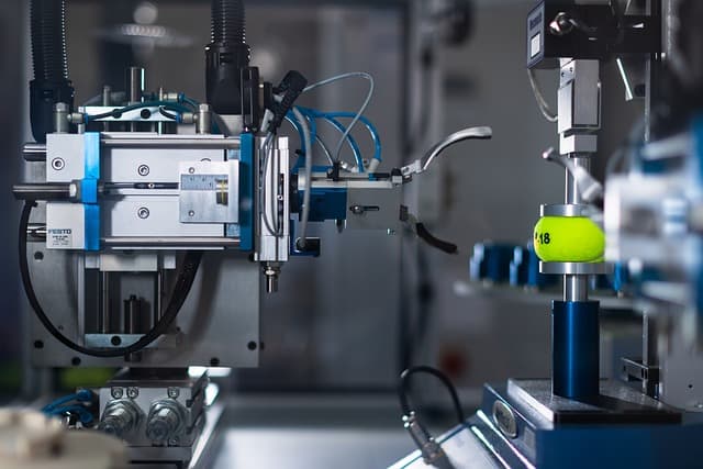 내추럴 거트 vs 하이브리드 세팅, 어떤 차이가 있을까?