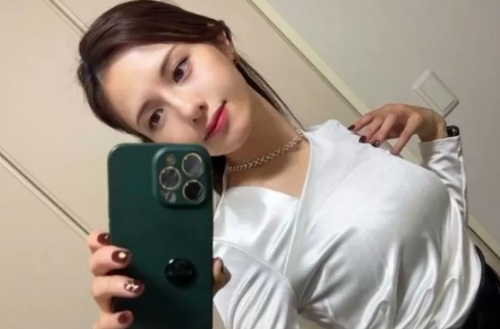 유명 AV 배우 무토 아야카, 매독 감염