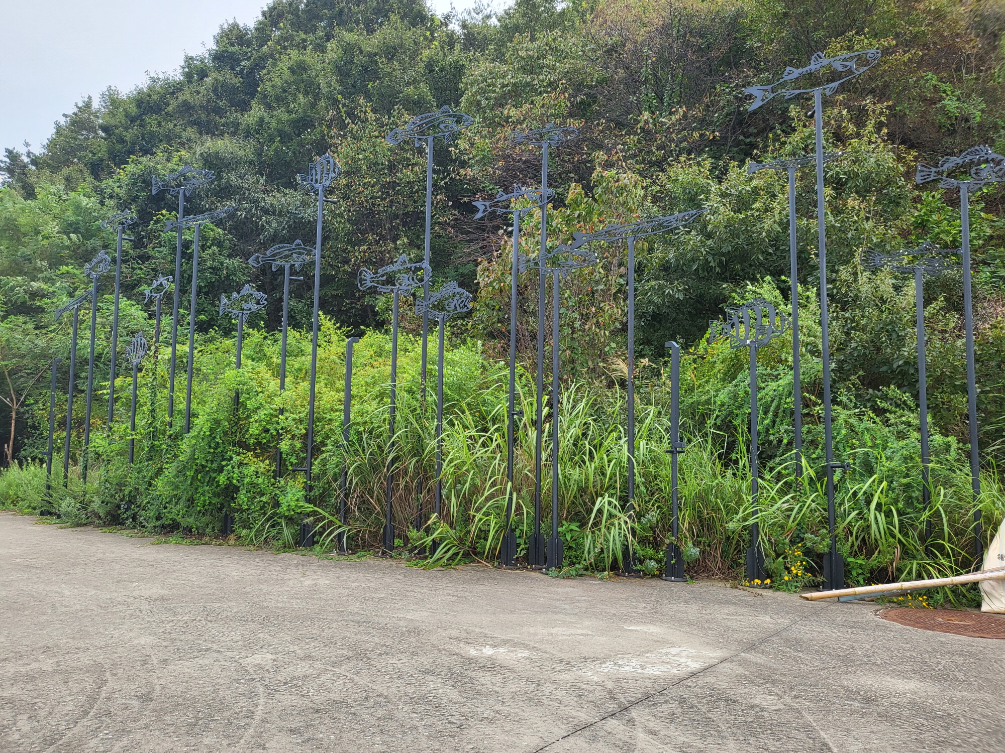 탄도항 - 조형물