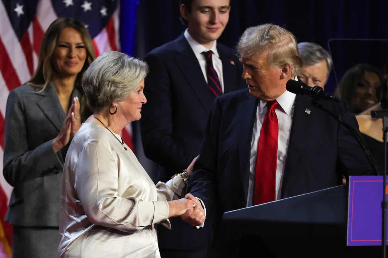 트럼프, 두번째 대통령 임기 시작과 함께 '황금기'를 위한 거대한 힘 행사(출처: CNN)