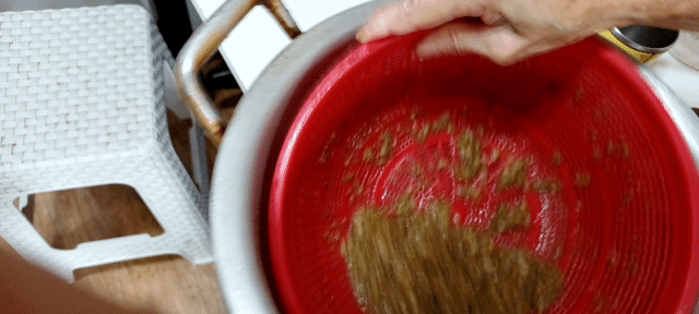 껍질과 알맹이 분리하기