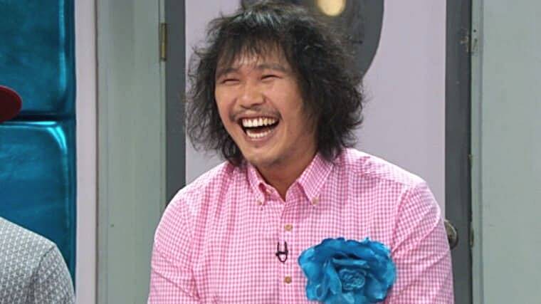가수-육중완