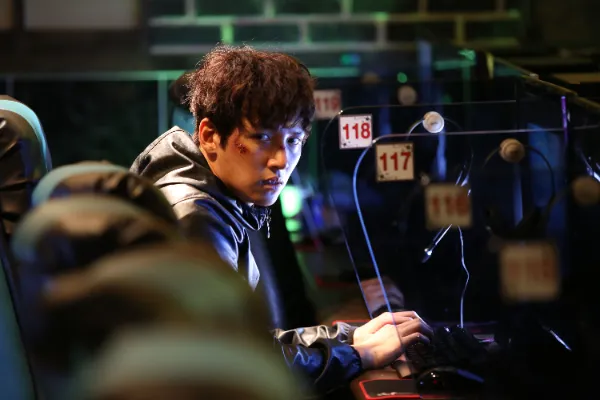 권유 역(지창욱)