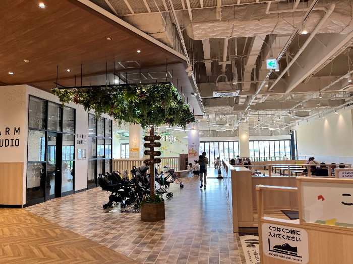 좌식 및 키즈존