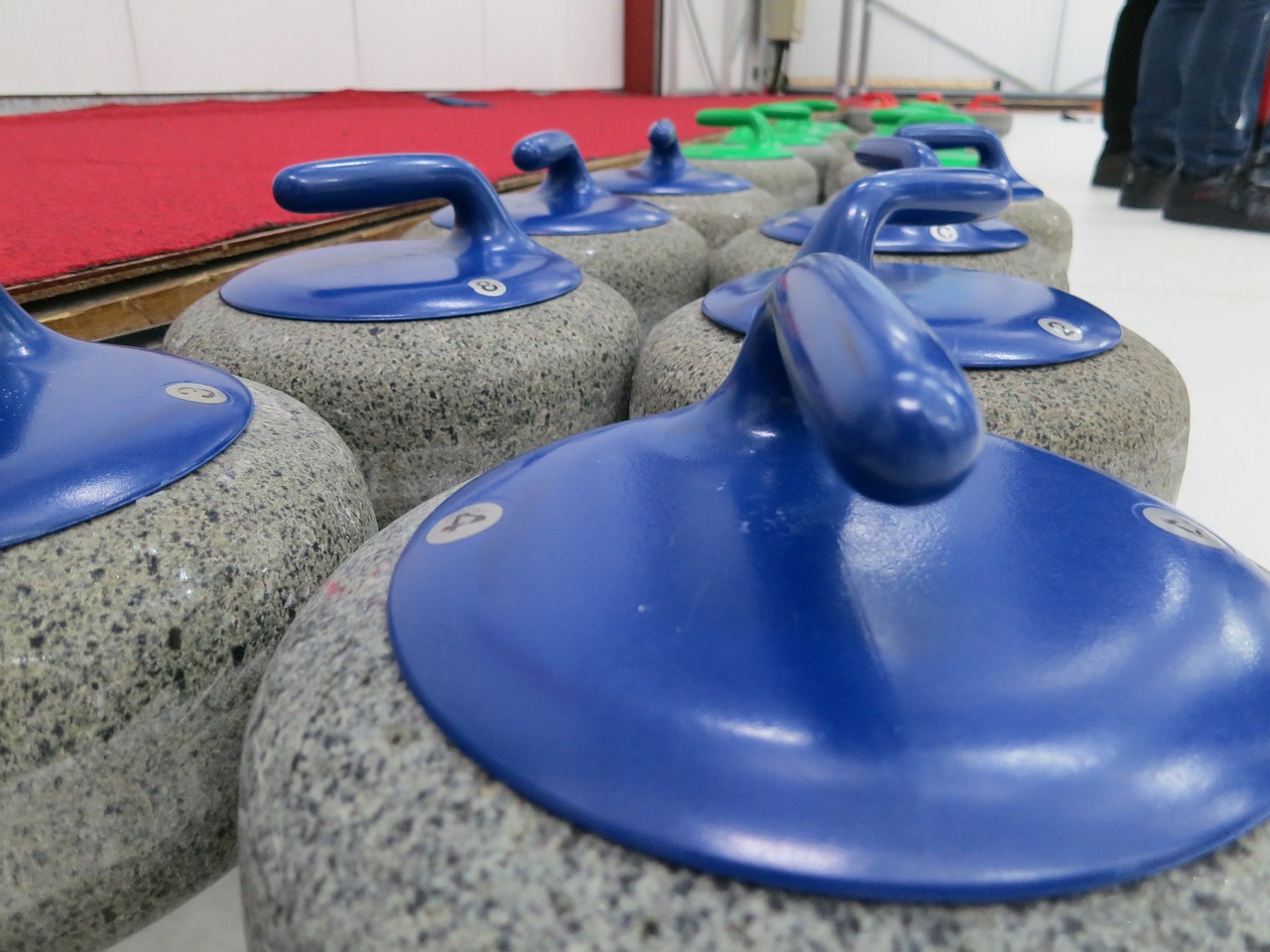 얼음 위의 체스, 컬링(Curling)의 역사와 매력