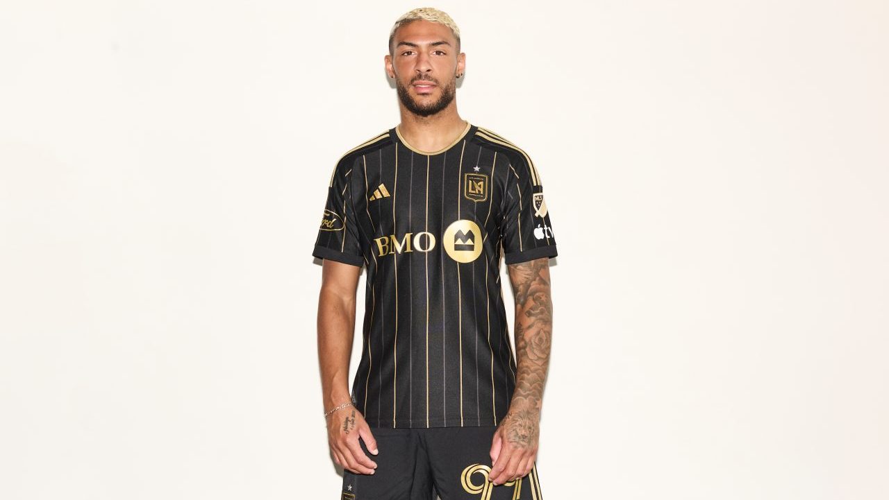 손흥민&amp;#44; LAFC 공식 합류! 역대 최고 이적료와 데뷔전 일정은?
