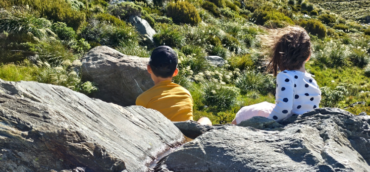 후커호수에서 만난 어린아이들