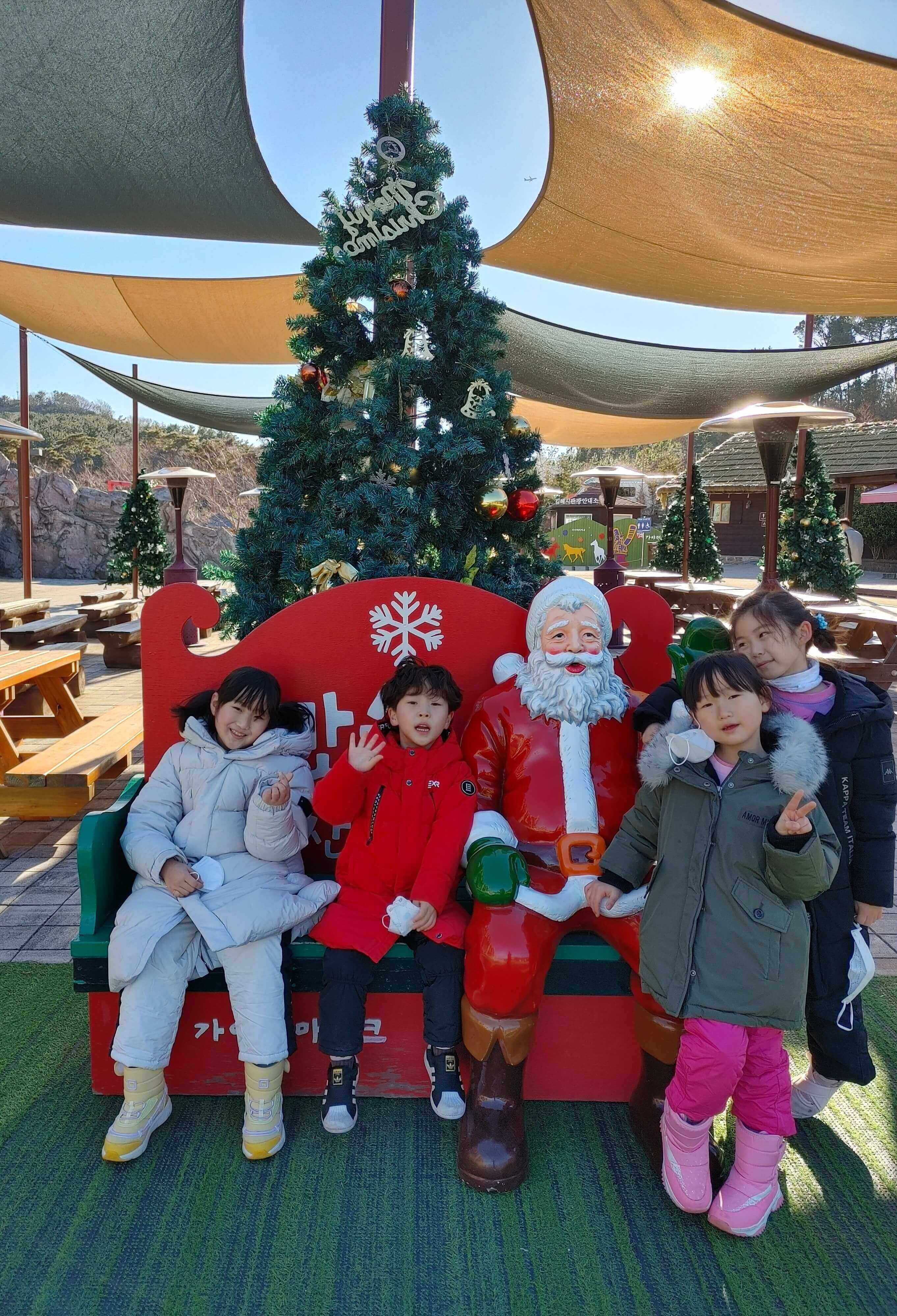 김해_가야테마파크_눈썰매장_산타