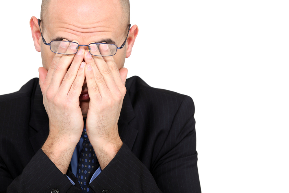 눈밑이-떨리는-증상