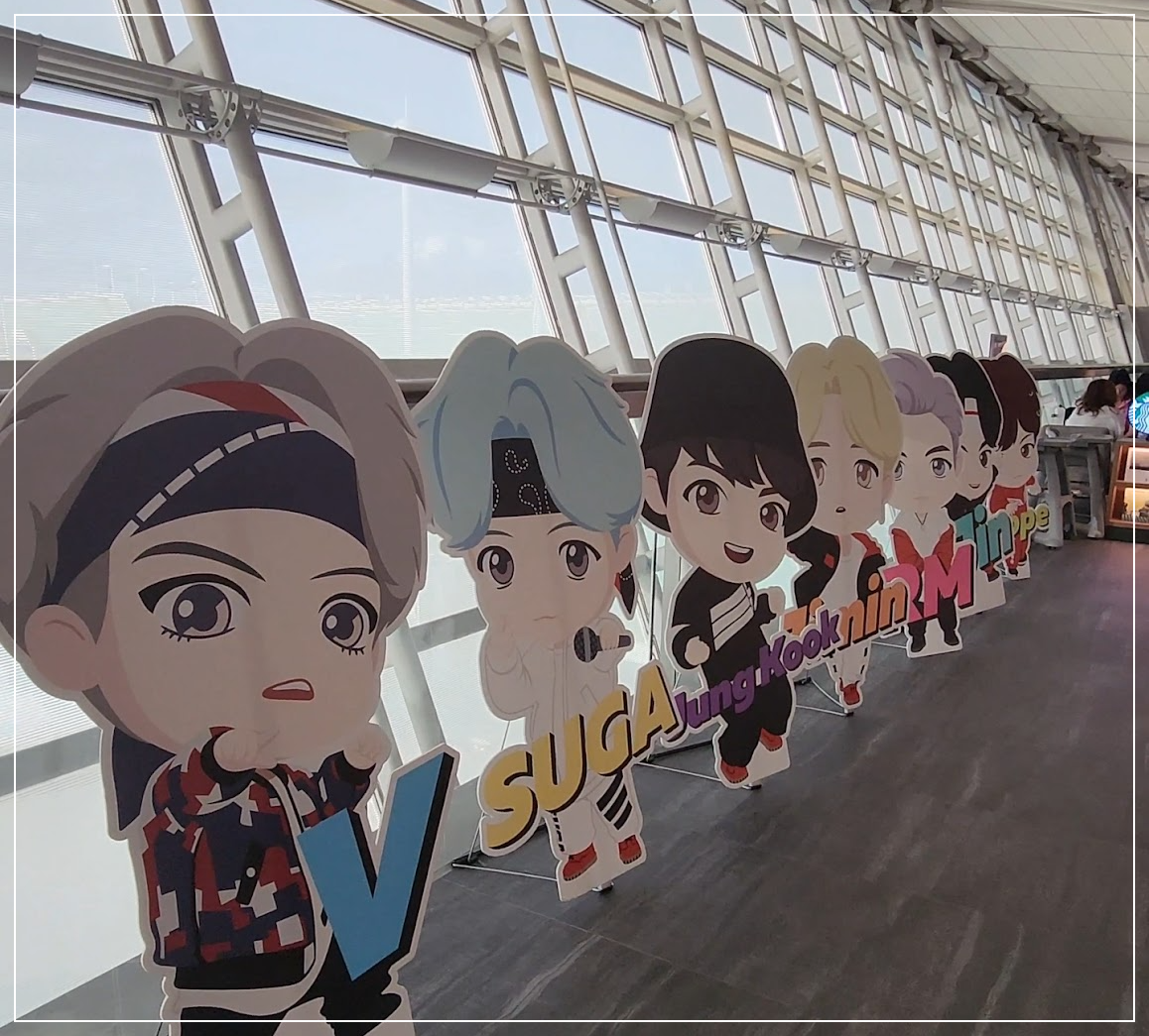스타벅스 인천공항 제1 터미널점 매장입구
